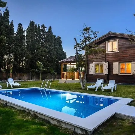 Casa Pinares De Roche Tres Hébergement de vacances *